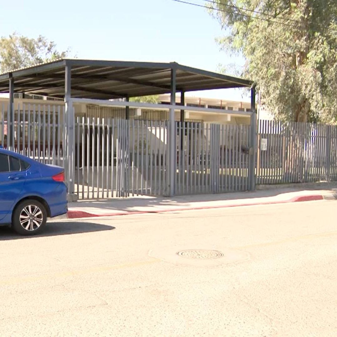 Adolescente es Detenido por Pintar Amenazas de Tiroteo en Secundaria de Mexicali